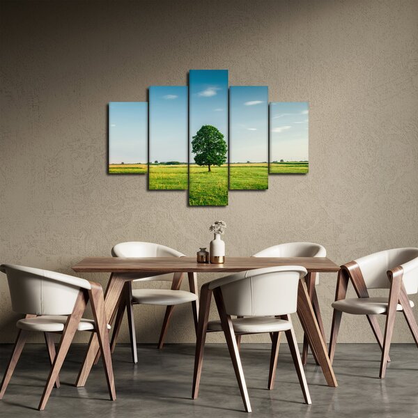 Obraz stromu uprostred lúky (150x105 cm)