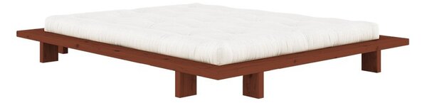 Dvojlôžková posteľ z borovicového dreva bez čela s roštom 140x200 cm v terakotovej farbe Japan – Karup Design