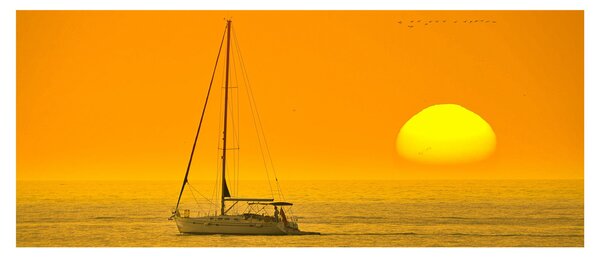 Obraz - Loďka uprostred mora (120x50 cm)