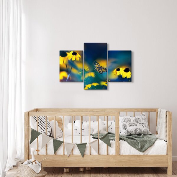 Obraz - Žltý motýľ s kvetmi (90x60 cm)