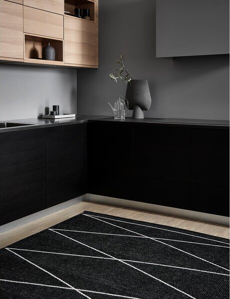Čierny vnútorný a vonkajší behúň 70x240 cm Max Black – Pappelina