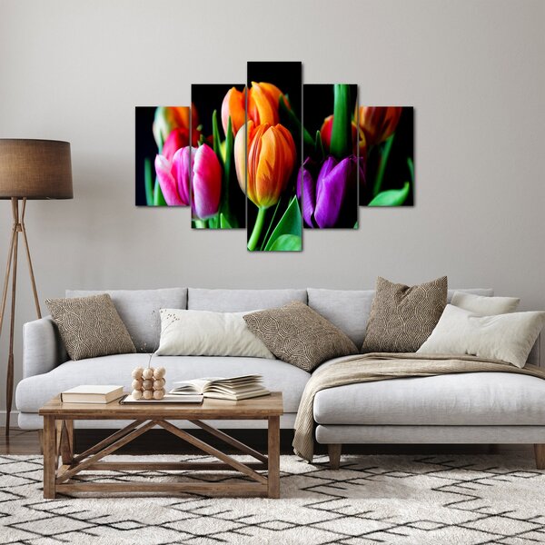 Obraz tulipánov na čiernom pozadí (150x105 cm)