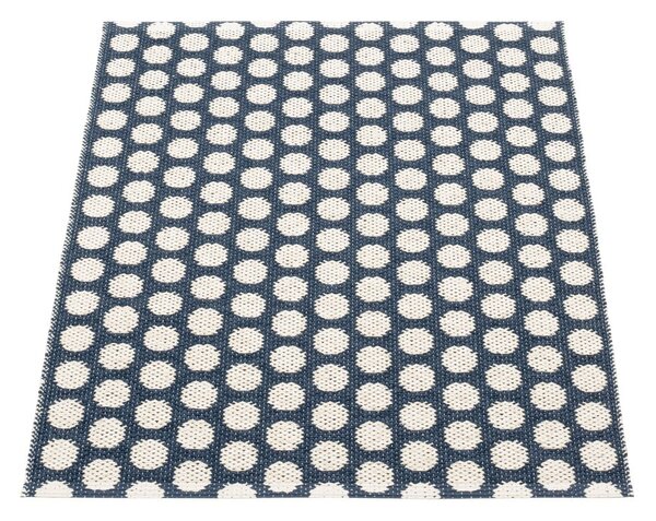 Tmavomodrý vnútorný a vonkajší koberec 70x90 cm Noa Dark Blue – Pappelina