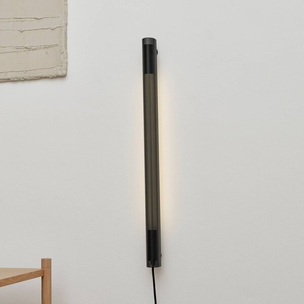 GEJST nástenné svetlo Radent zástrčka, čierne, výška 70 cm, G13 LED, Čierna, Obývacia izba / jedáleň, kov