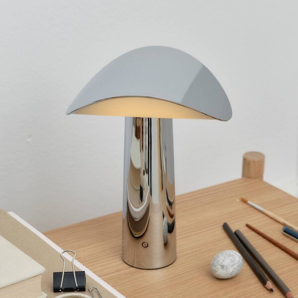 GEJST stolová LED lampa Lium, chróm, 2 700 K, USB, Chrómová / strieborná, Obývacia izba / jedáleň, kov, Moderný, Stojacie svietidlo
