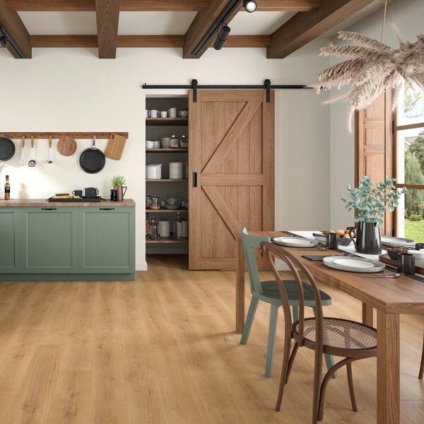 EGGER NatureSense Aqua 8/33 Classic Dub Pinot medový SOL2114 2,00 m²