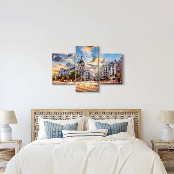 Obraz - Calle Gran Vía, Madrid, Španielsko (90x60 cm)