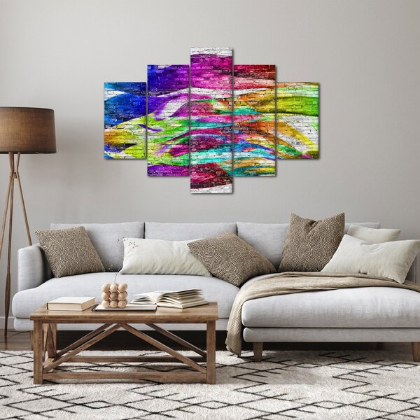 Obraz - Tehlový múr s farebnými plameňmi (150x105 cm)