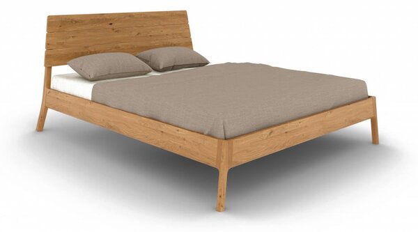 Dvojlôžková posteľ z dubového dreva v prírodnej farbe 160x200 cm Twig – The Beds