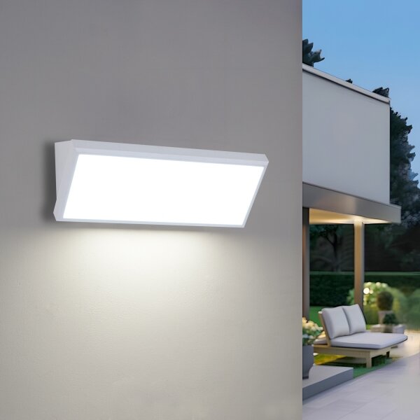 Brilagi - LED vonkajšie nástenné svietidlo TRIANGLE LED/42W/230V biele IP65