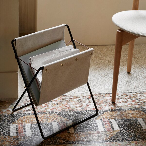 Stojan na časopisy Herman – Ferm Living