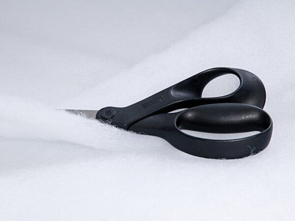 Vatelín rúno z dutého vlákna 100g / tl. 1cm - metráž š. 150 cm
