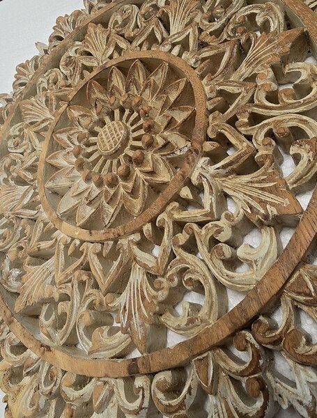 Dekorácia na stenu MANDALA White lace- exotické drevo, ručná práca,40 cm (masterpiece - ručná drevorezba )