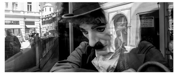Obraz - Charles Chaplin v Prahe (120x50 cm)