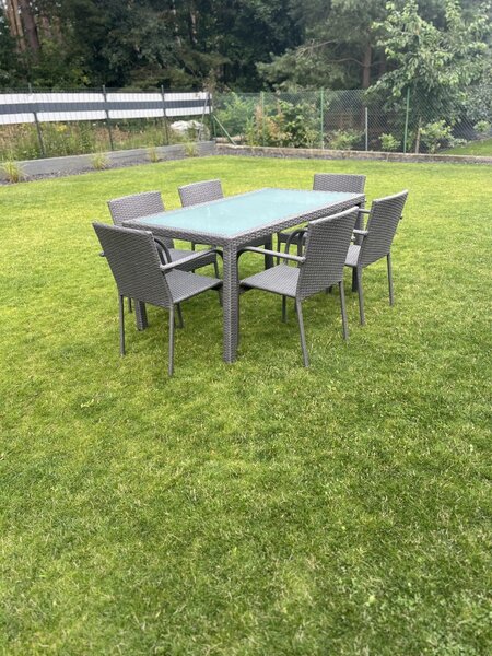 Bello Giardino ratanový jedálenský set Avvicente sivý