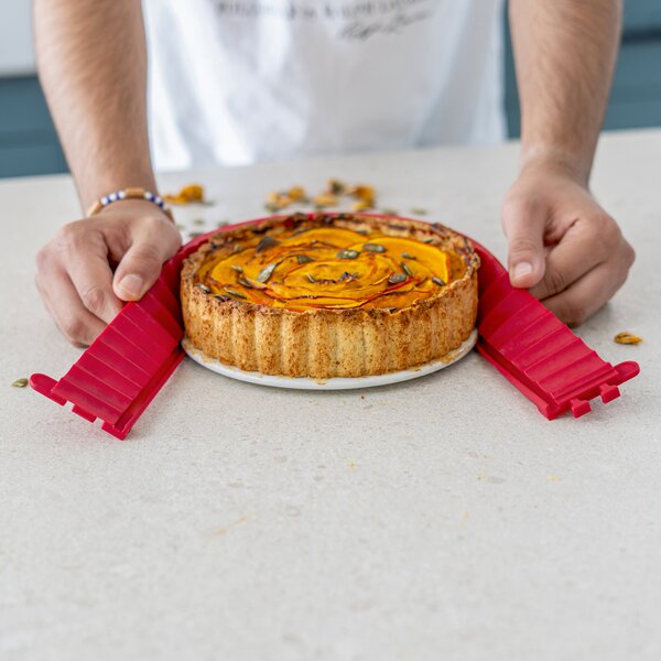 Forma na koláč coox QUICHE s porcelán. základňou priemer 18 cm, červená