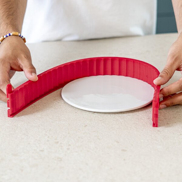 Forma na koláč coox QUICHE s porcelán. základňou priemer 18 cm, červená