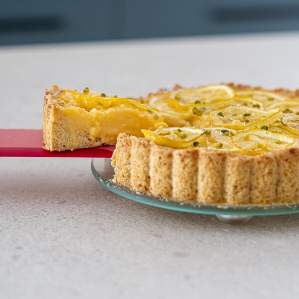 Forma na koláč coox QUICHE se skleněn. základňou a nožkami priemer 18 cm Farba: Červená