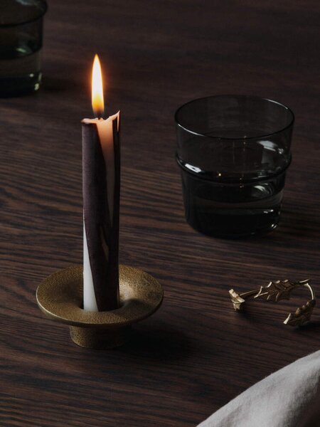 Ferm Living Sviečky Dryp set 2 ks, dark chocolate