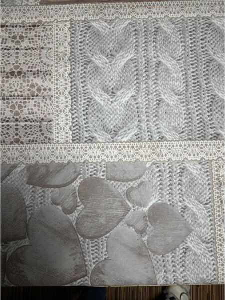 Bavlnená látka Shabby love béžové srdiečka, š. 145 cm Farba Béžová Rozmery Šírka 145 cm