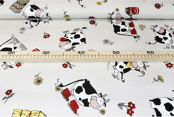 Dekoračná látka Bavlna Veselé kravičky, š. 140 cm Farba Viacfarebná Rozmery Šírka 140 cm