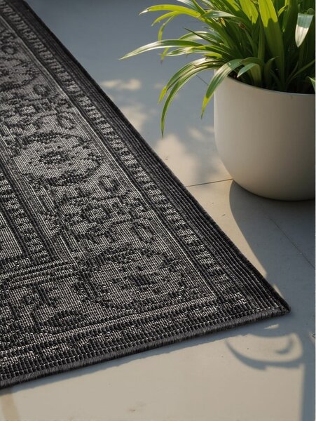 Čierno-biely vnútorný a vonkajší koberec 200x290 cm Duet Kona – NORTHRUGS