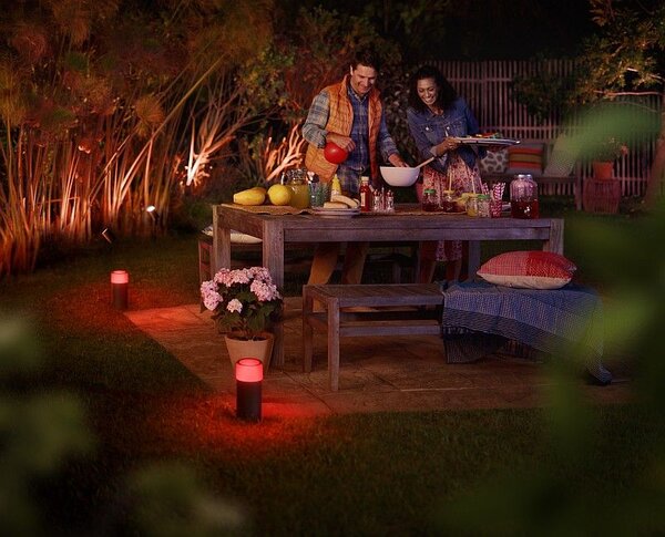 Philips HUE 17420/30/P7 Calla záhradný stĺpik / kábel 5m 8W=806lm 2000 - 6500K