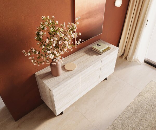 DELIFE Komoda Cuor 150 cm keramika Laminam® Travertino Bianco krémovo biela 3 dvierka podstava závesná nerezová oceľ