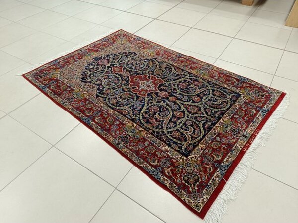 Nádherný vzácny Isfahan známa tkáčska rodina Modet 1,07 x 1,57 m