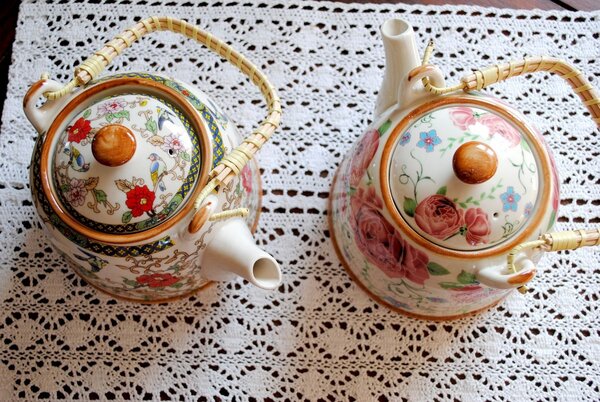 Porcelánová kanvička so sitkom kvety - Ø 14*14 cm / 0,7L - Clayre & Eef