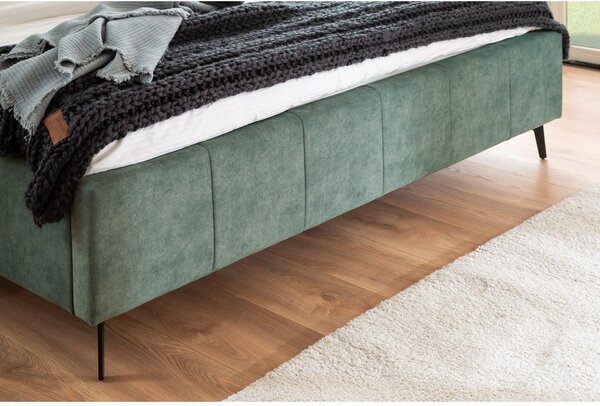 Zelená čalúnená dvojlôžková posteľ s úložným priestorom s roštom 180x200 cm Lizzano – Meise Möbel