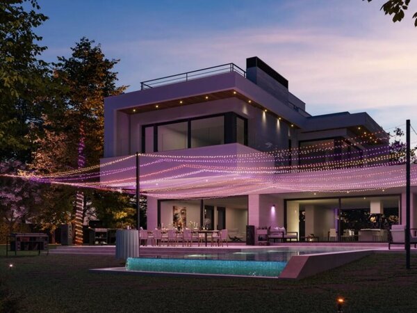 8720169246621 PHILIPS HUE White and Color Ambiance Festavia string lights - vianočná svetelná reťaz 250 LED 20m 2000-6500K+RGB IP44/IP54 čierna