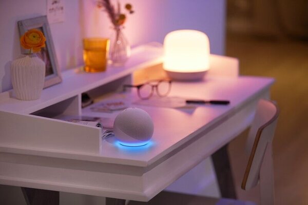 Philips WiZ Portable 8719514551718 Hero stolná lampička LED 9W/620lm 2200-6500K RGB biela stmievateľné