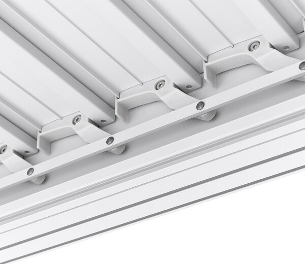 Pergola biela kov hliníkový rám tienidlo 310 x 310 cm altánok moderný industriálny štýl záhrada