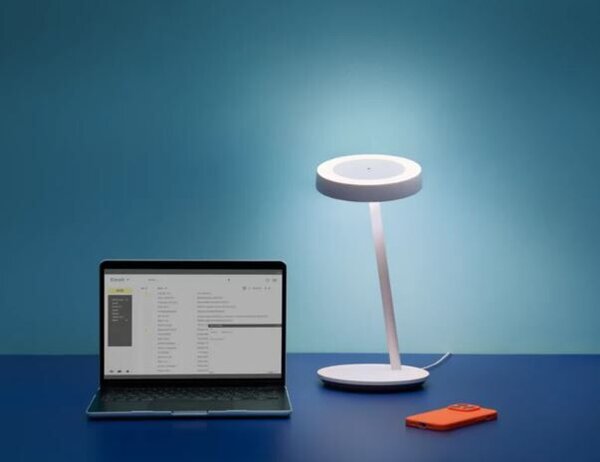 Philips Wiz Tunable White 8720169072695 Portrait Desk Lamp stolová lampička LED 10W/600lm 2700-6500K biela USB-C
