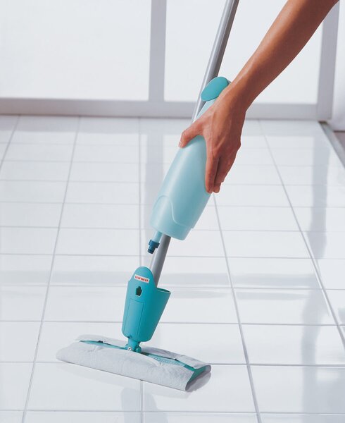 Podlahový mop s rozprašovačom PICO Spray LEIFHEIT 56590