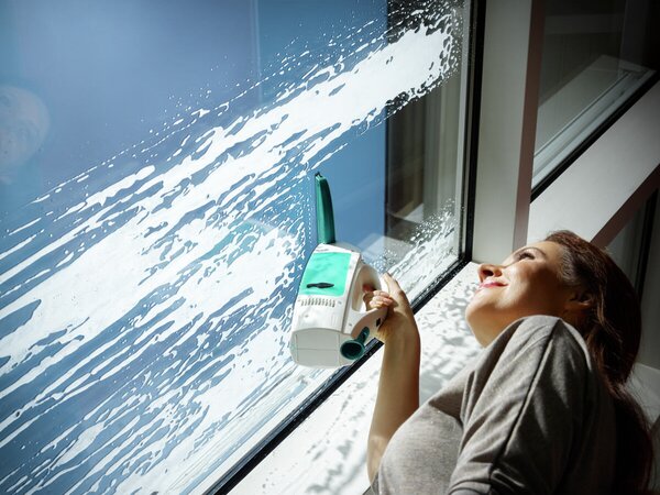 Vysávač na okná WINDOW CLEANER + tyč + mop + užšia hubica LEIFHEIT 51003+51007