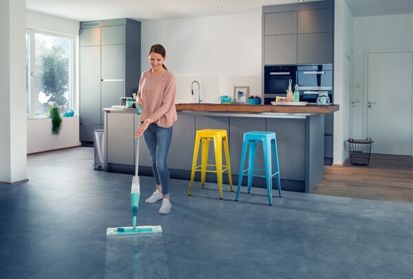 Podlahový mop s rozprašovačom Easy Spray XL LEIFHEIT 56690