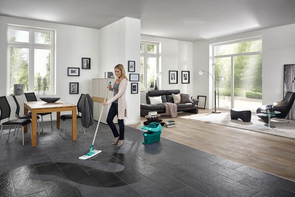 Set podlahový mop PROFI + vedro na kolieskach PROFI s nášľapným žmýkaním LEIFHEIT 55096