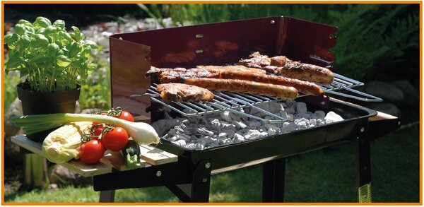 Gril na drevené uhlie 54 x 33 cm GrillChef Wagon BBQ LANDMANN 0566