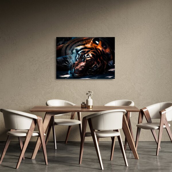 Sklenený obraz ležiaceho tigra (70x50 cm)