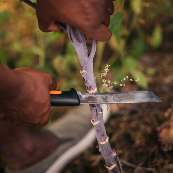 X-series™ Nôž na zber úrody K82 FISKARS 1062830