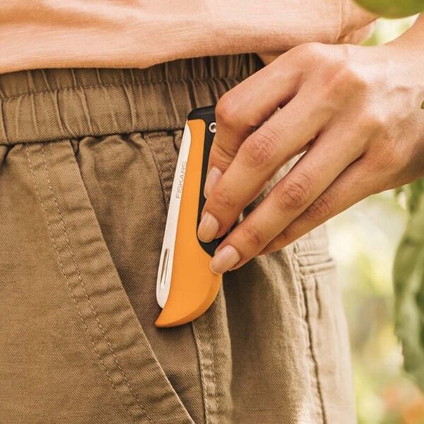 X-series™ Nôž na zber úrody K80 - zatvárací FISKARS 1062819