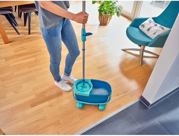 CLEAN TWIST Disc Mop Ergo Mobile Upratovacia sada s náhradnou hlavicou LEIFHEIT 52102+52104