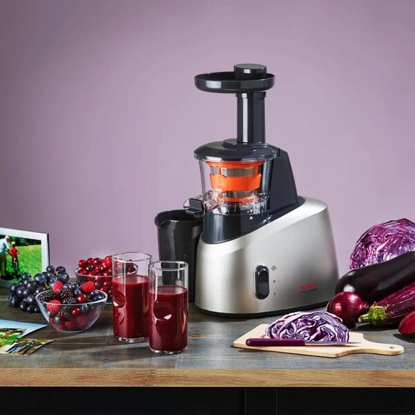 Infiny Juice Odšťavovač TEFAL ZC255B38