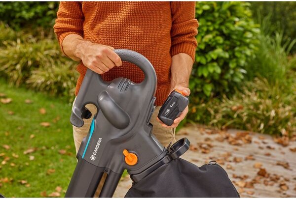 PowerJetCollect Akumulátorový vysávač/fúkač 18V P4A - set GARDENA 14895-20