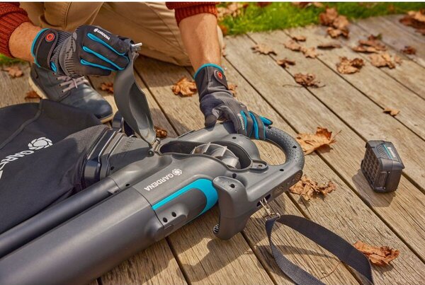 PowerJetCollect Akumulátorový vysávač/fúkač 18V P4A - set GARDENA 14895-20