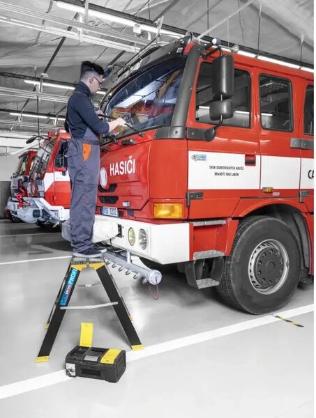 PROFI MAX 5303 Rebrík obojstranný 2x3 priečky, hliníkový VENBOS VEN.5303