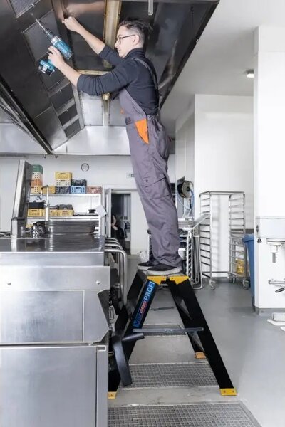 PROFI MAX 5303 Rebrík obojstranný 2x3 priečky, hliníkový VENBOS VEN.5303