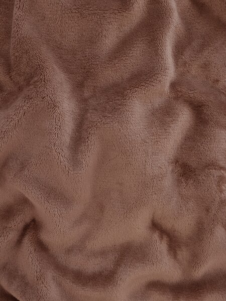 Obliečka na vankúš mikroplyš 50 × 70 cm – Laura mocha mousse